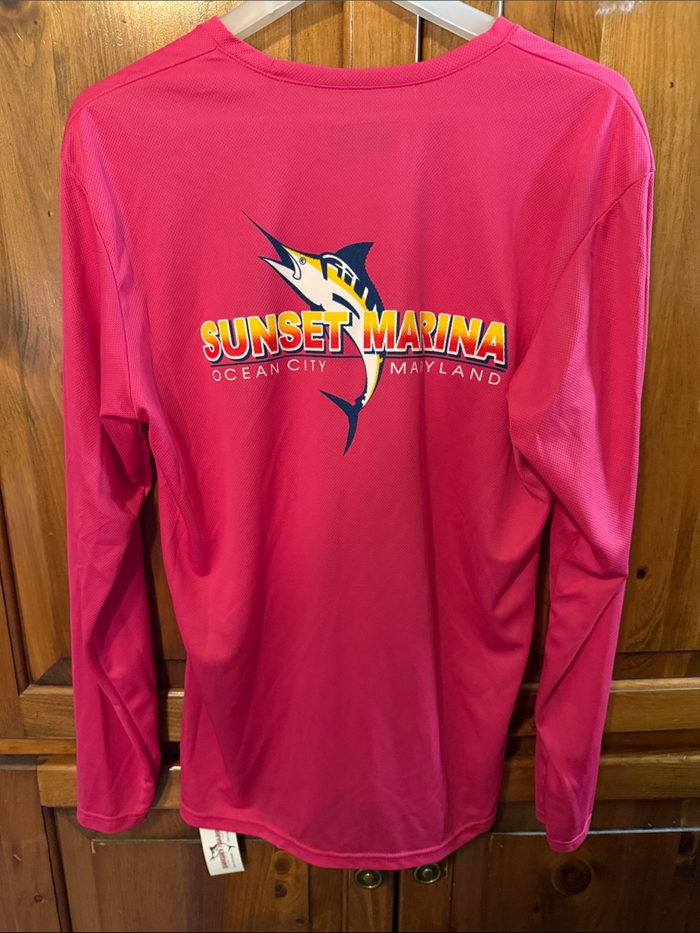 NWT Women's Long Sleeve V-Neck Performance Mesh Tee - Hot Pink - Picture 4 of 7